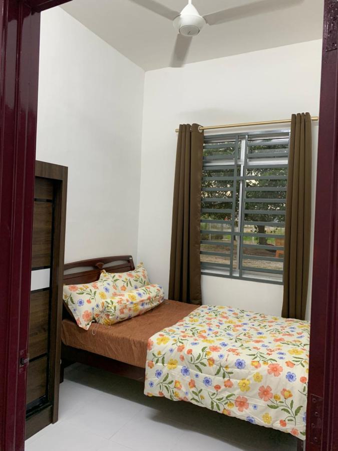 Rezeki Indah Hstay Self Check In Holiday home